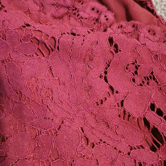 Lace halter (M) - Picture 6 of 8